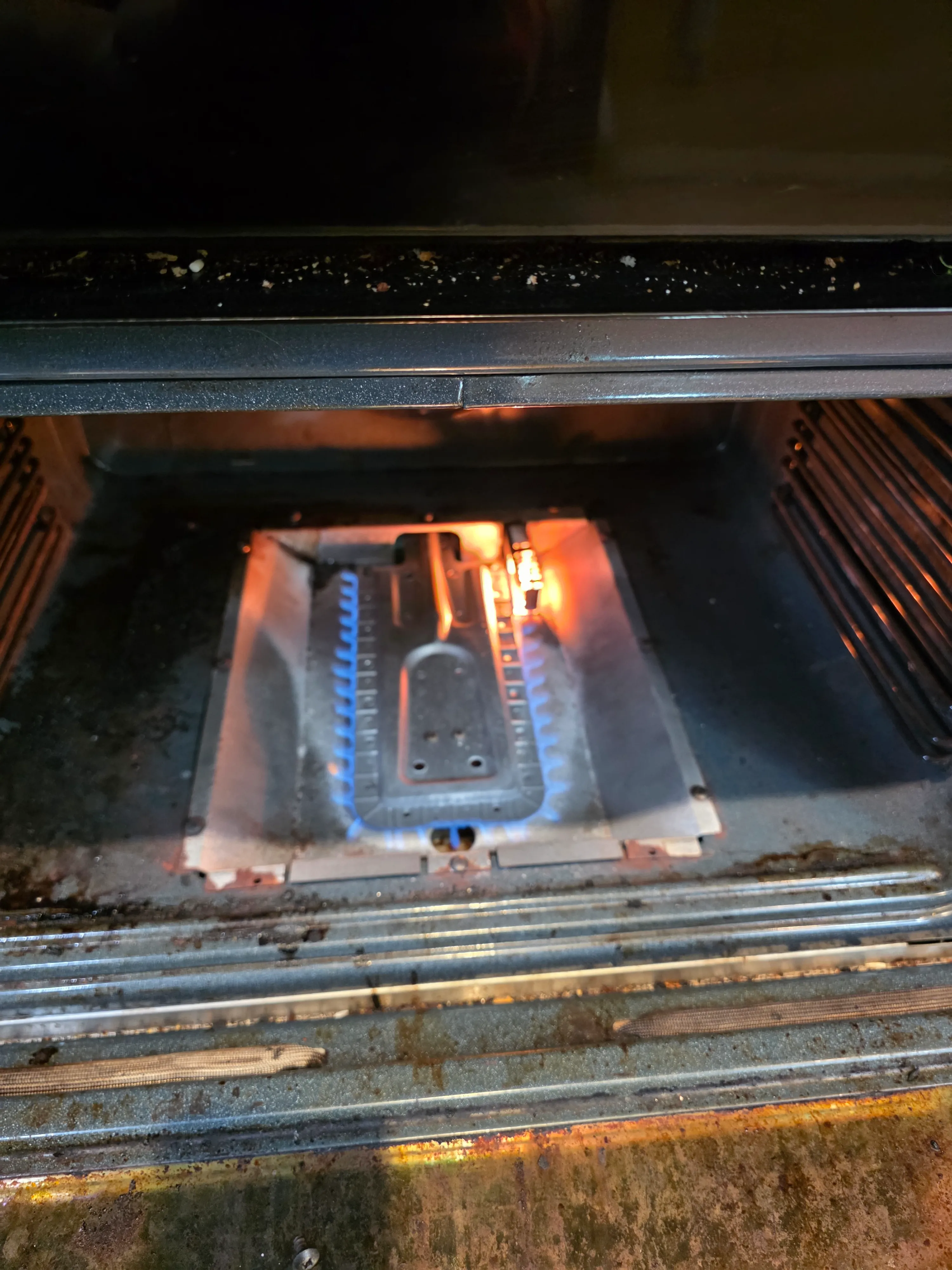 Gas oven igniter and safety valve diagnostics during repair visit