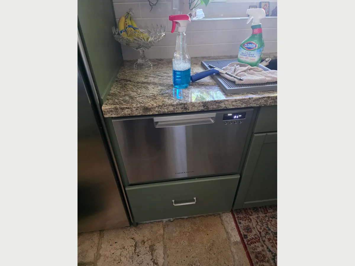Fisher & Paykel dishwasher in Manhattan Beach, CA