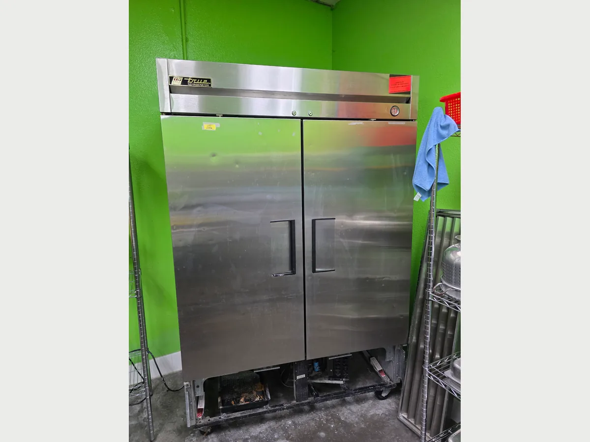 True refrigerator in Torrance, CA